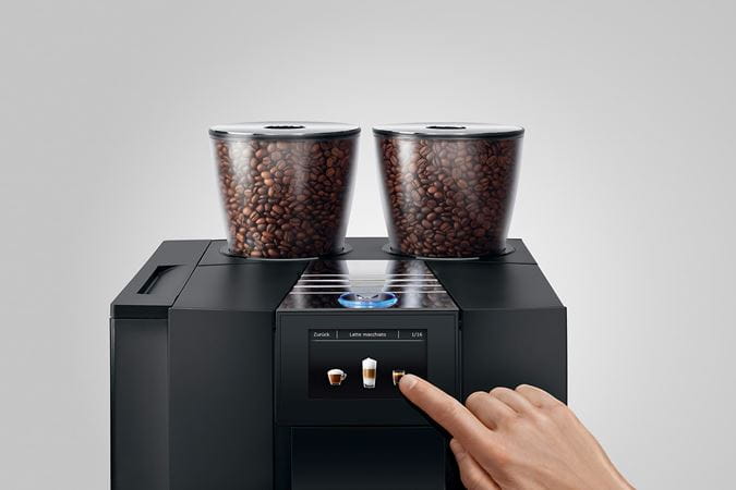 Jura X8 Bean-to-Cup Coffee Machine | Robust & Versatile Brewing